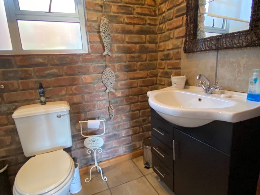 7 Bedroom Property for Sale in Cintsa East Eastern Cape